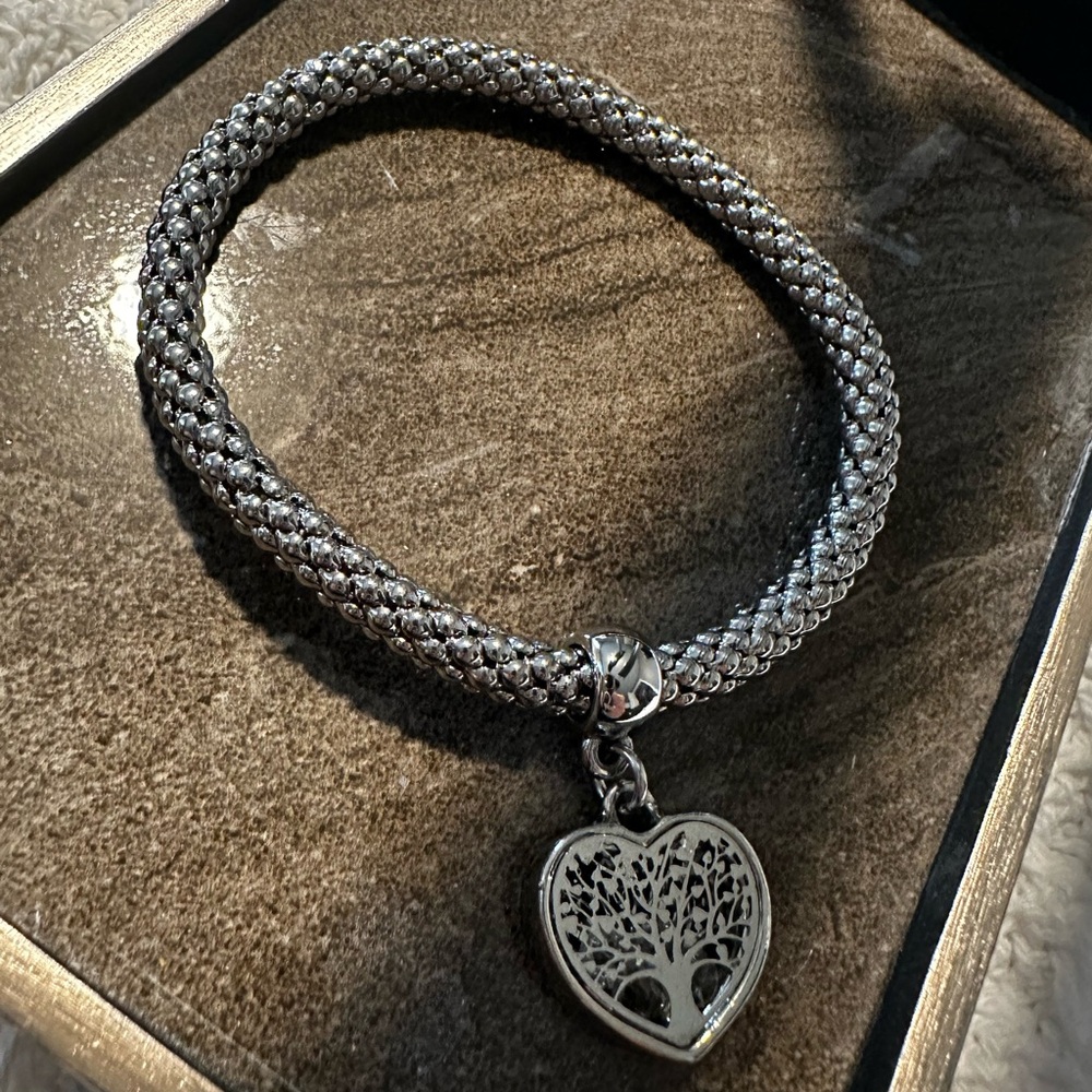 Silver Mesh Heart Charm Bracelet